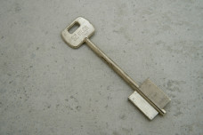 Заготовка ключа Silca 5IE3