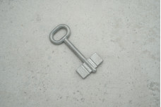 Заготовка ключа 2-х бород. ПРАВИЙ тип 2