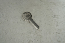 Заготовка ключа JMA TRI 10D /TL21S(C)