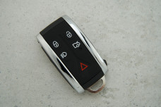 Корпус пульта Jaguar 4 кнопки+ паніка 