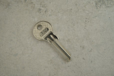 Заготовка ключа Canas BY 1 (BEY)