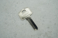 Заготовка ключа JMA MCM 10 (MC 10R-Silka)