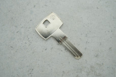 Заготовка ключа JMA YETI LAZER(LOB-YETI AF-120)