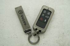 Чохол Volvo сірий метал + сіра шкіра, універсальний