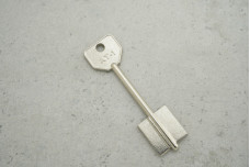 Заготовка ключа AT 1 (АТРА 1) / 5AT1P (S)/PTN-6G(J)