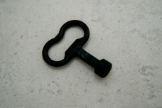 Ключ ATOS електрощитові, тамбури, пластик (квадрат 6 мм, Ø 14,5 )