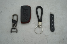 Чохол Nissan чорний шкіра (+ візитниця)