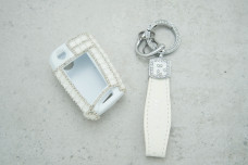 Чохол VW великі стрази білий, універсальний