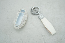 Чохол Nissan малі стрази білий, універсальний