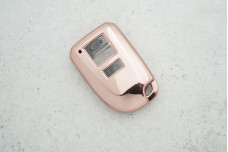 Чохол Toyota рожевий поліуретан