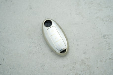 Чохол Nissan сірий-срібло поліуретан