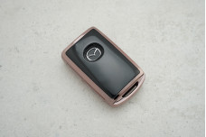 Чохол Mazda рожевий поліуретан