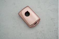 Чохол Volvo рожевий поліуретан