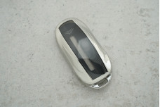 Чохол Tesla 3 кнопки срібний поліуретан