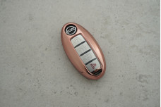 Чохол Nissan прозорий чорний поліуретан універсальний