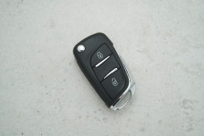 Корпус пульта Peugeot HU83 2 кнопки (з тримачем батарейки)