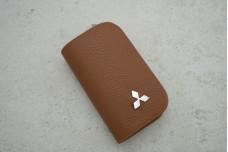 Ключниця-чохол Mitsubishi коричневий шкіра