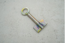 Заготовка ключа Жовті води Ø10 L65 ДВОХБОРОДИЙ З ОТВОРОМ метал