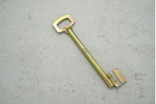 Заготовка ключа Жовті води Ø6.5 L85 з пазом