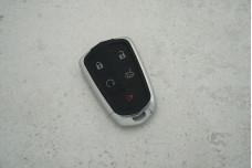 Корпус пульта Cadillac HU100 4+1 кнопки