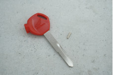 Корпус мотоключа Honda HON42RAP червоний (з магнітом)