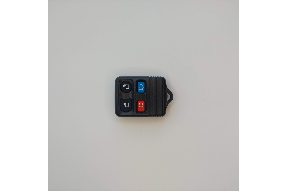 Корпус ключа Ford  3 кнопки + паніка