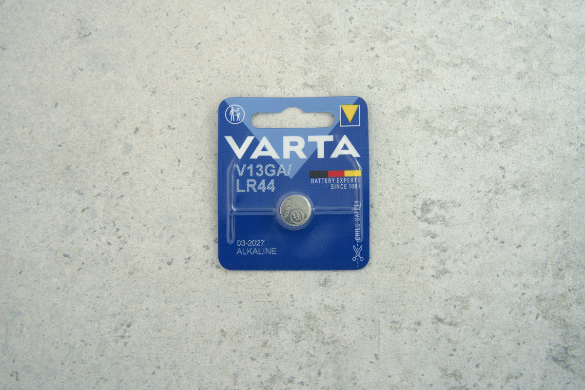 Батарейка Varta V13GA/ LR44 (1шт)