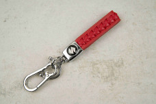 Брелок Suzuki плетений ремінець червоний