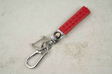 Брелок Maserati плетений ремінець червоний