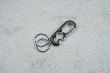 Брелок H8477L металевий коричневий з відкривачкою