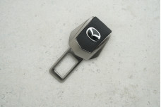 Заглушка ременя безпеки Mazda графітовий метал + шкіра