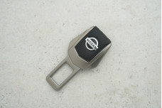 Заглушка ременя безпеки Nissan графітовий метал + шкіра