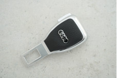 Заглушка ременя безпеки AUDI метал + шкіра
