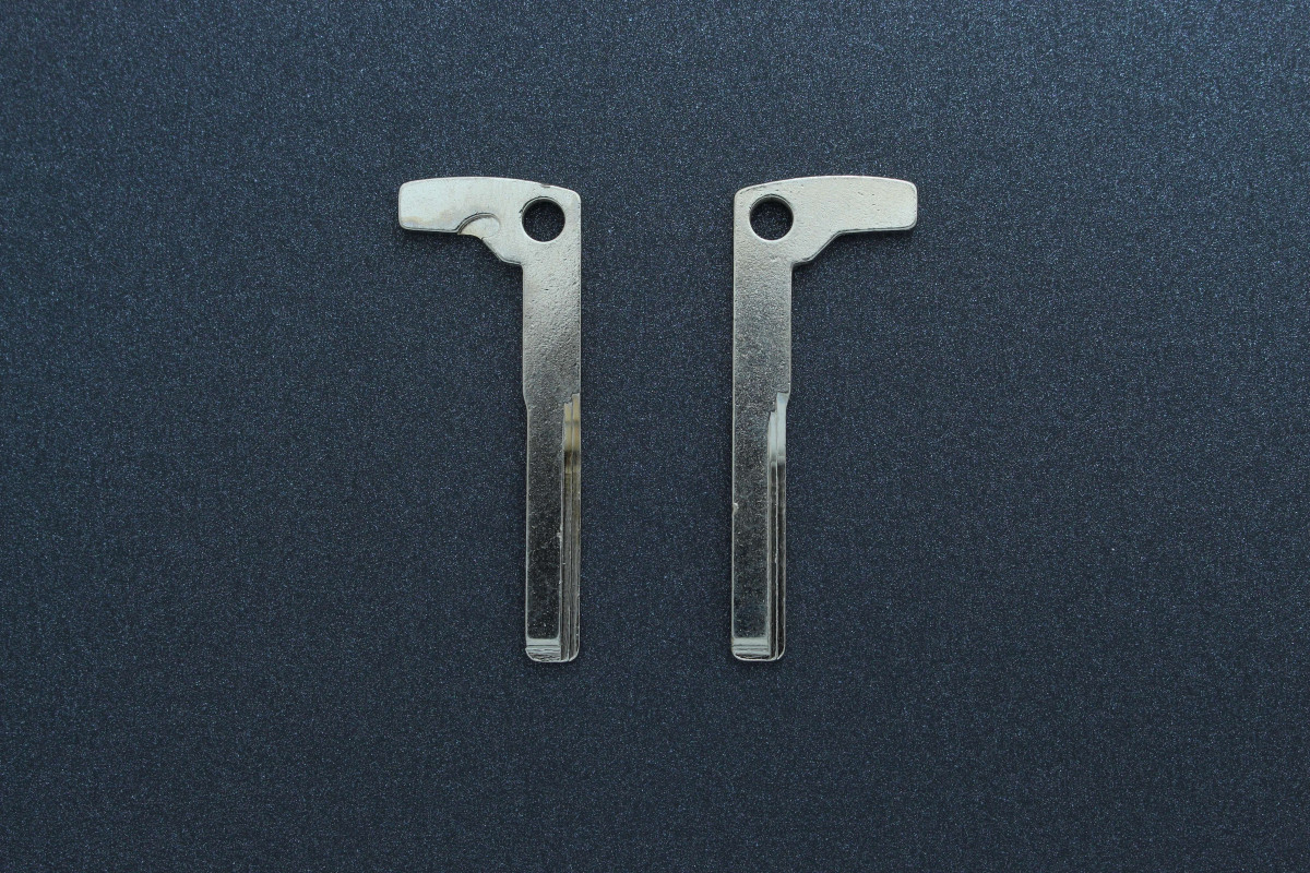 Лезо Mercedes SMART HU64P (тип-5)