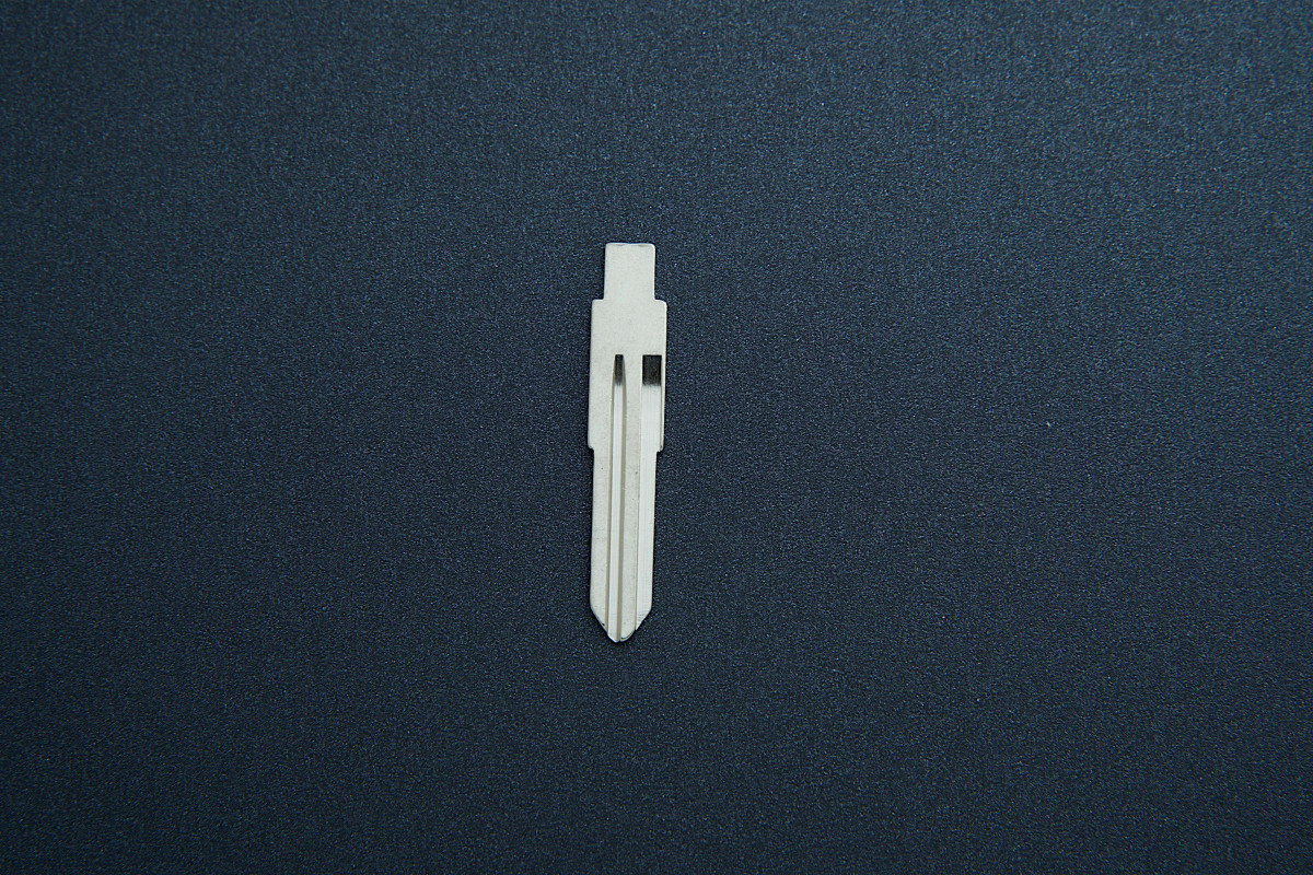 Лезо для автоключа Nissan NSN11FH