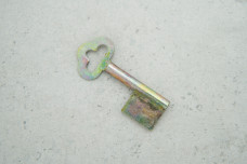 Заготовка ключа Жовті води Ø 7 ℓ=45 1 бор з отвором