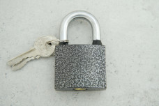 Замок навісний KEDR BW SFB сірий, полімер важкий (50 мм) 