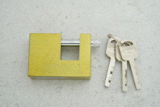 Замок навісний GOODWALL хром ПЕШКА 60 мм