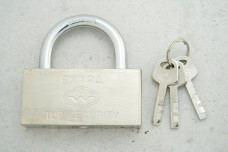 Замок навісний Extra 90 мм 