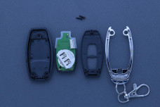 Пульт гараж унів. пульт з платою БЕЗ ЧІПА 433 2КН/Xhorse/(XKGD12EN)