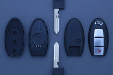 Корпус пульта INFINITI FX35, FX45, FX50, QX70 SMART 2 кнопки + Паніка