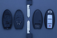Корпус пульта Nissan SMART NSN14 2 кнопки + паніка (Центральне кріплення батарейки)