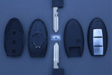 Корпус пульта Infiniti SMART NSN14 3 кнопки (Центральне кріплення батарейки)