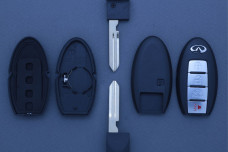 Корпус пульта Infiniti SMART NSN14 3 кнопки + паніка (Праве кріплення батарейки)