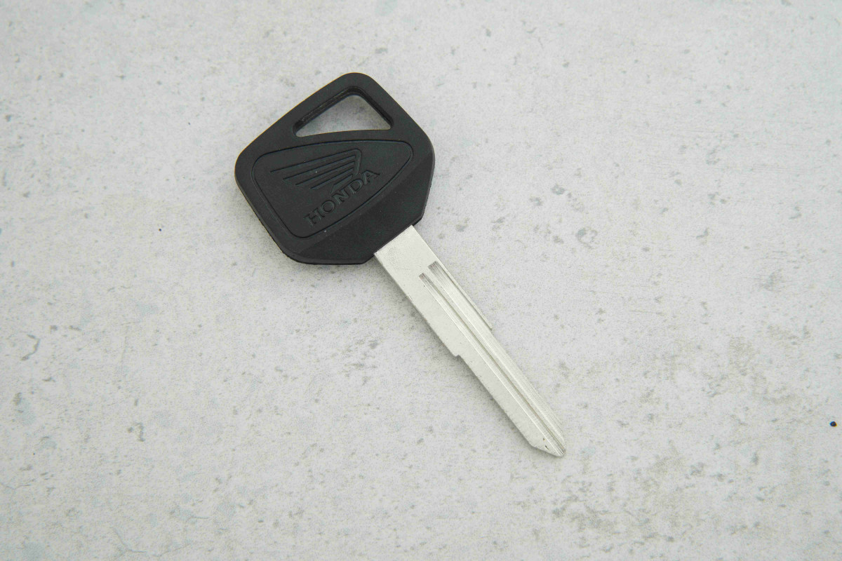 Корпус мотоключа Honda 25P (під чіп)