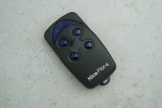 Пульт для воріт і шлагбаумів NICE Flo4R-S 4CH 433MHz плаваючий код