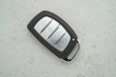 Корпус ключа Hyundai TOY48 3кнопки + паніка (тип2, батерейка. на корпусі)
