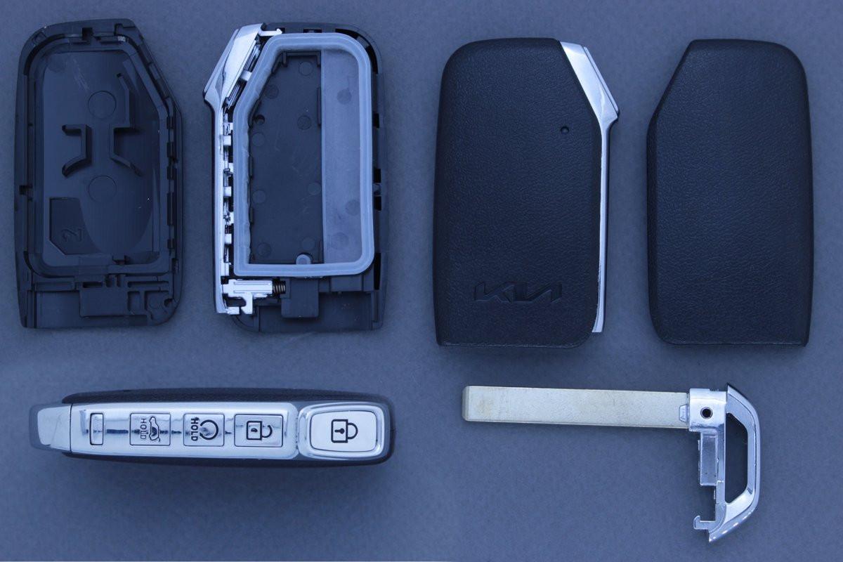 Корпус ключа Kia SMART 4 кнопки VA2