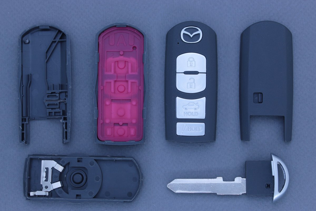 Корпус пульта Mazda SMART 3 + 1 кнопки MAZ24R