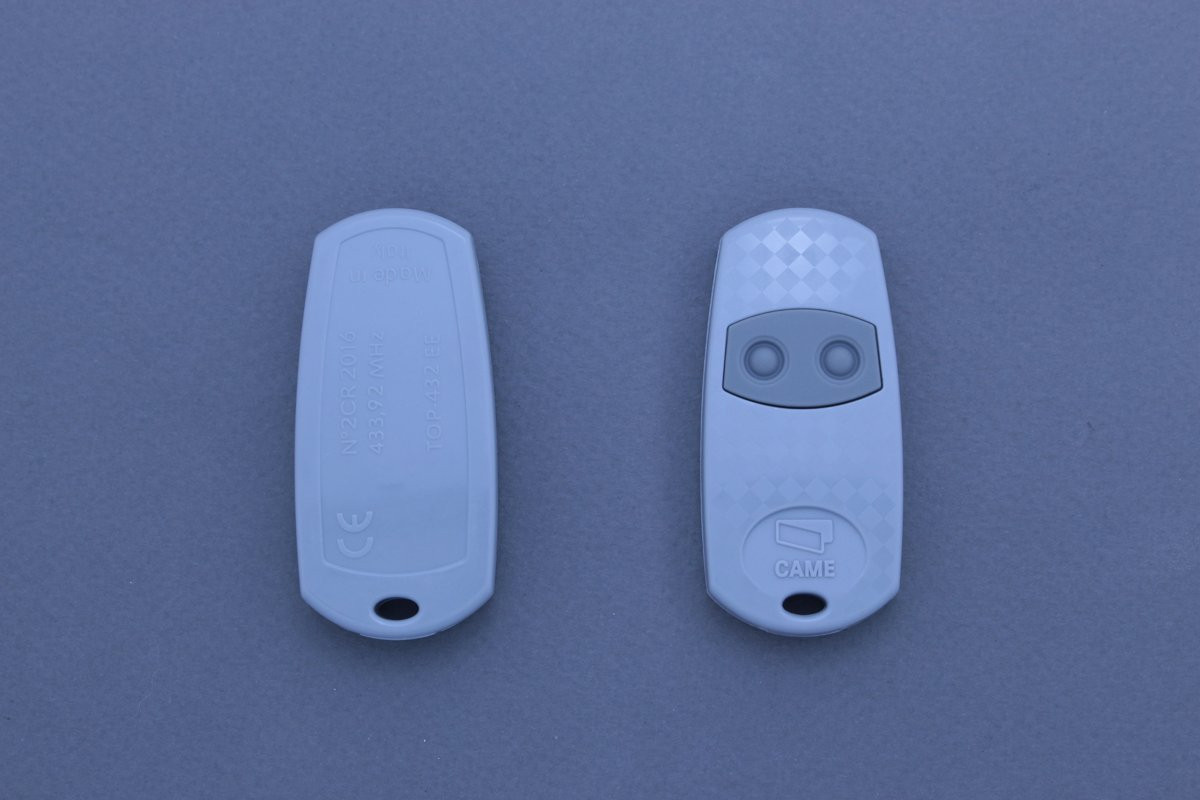 Пульт до воріт і шлагбаумів CAME-432EE 2 КН 433,92MHZ